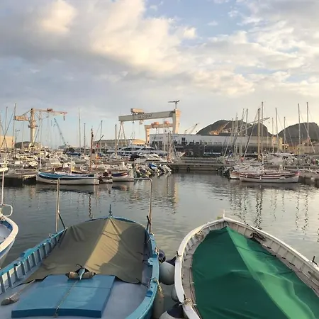 Διαμέρισμα Authentique - T3 A 2 Pas Du Port Et Des Plages - Parking Souterrain Offert *